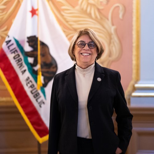 AD 04 - Cecilia Aguiar-Curry